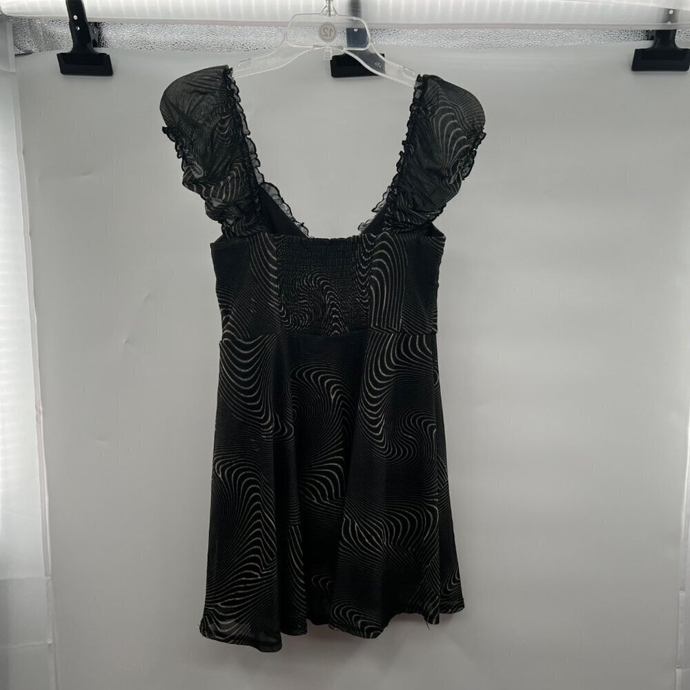 Urban Outfitters Top Black/Cream Print Cap Sleeve Women's Size Small - Picture 7 of 9